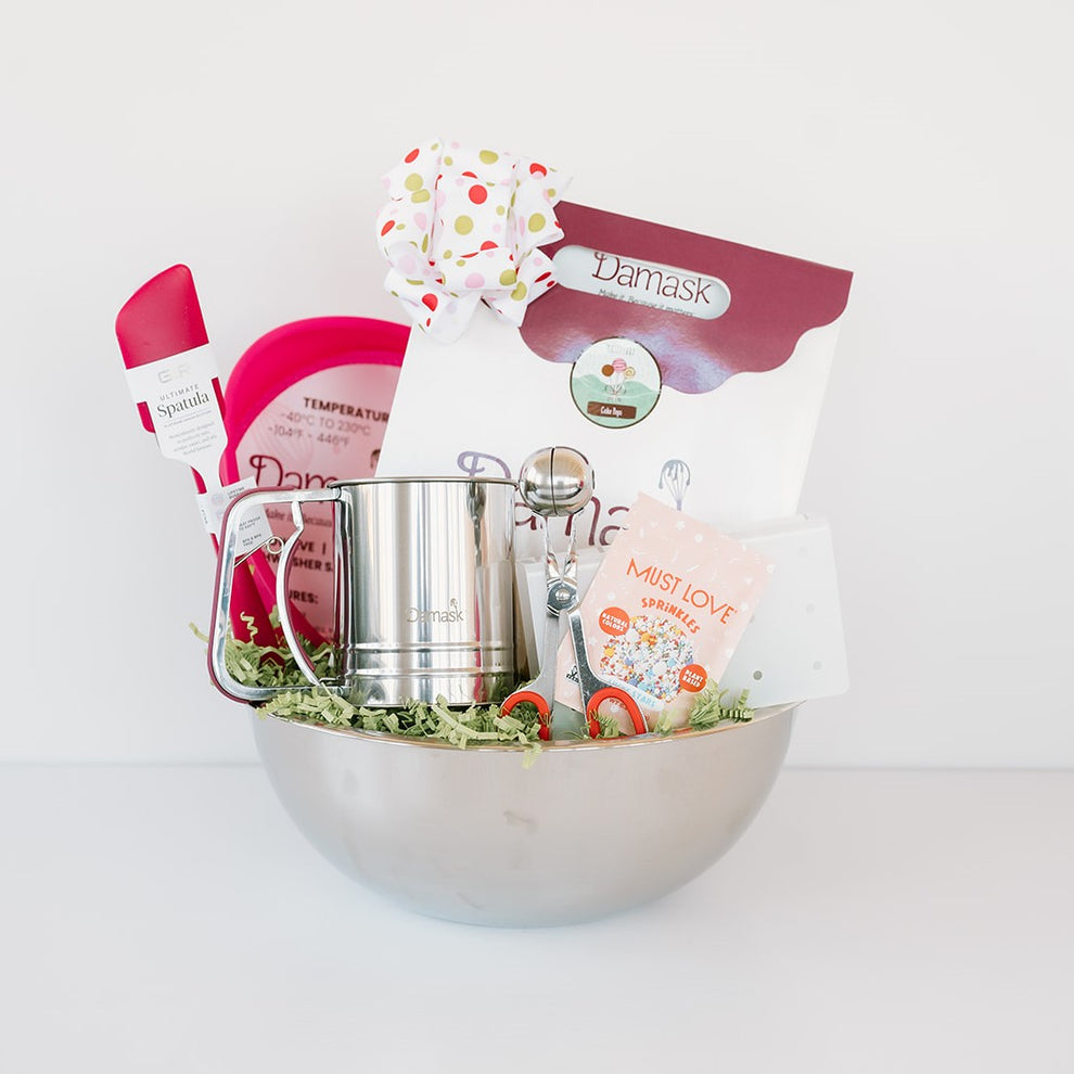 The Raspberry Cake Pop Bundle from Damask Cakes